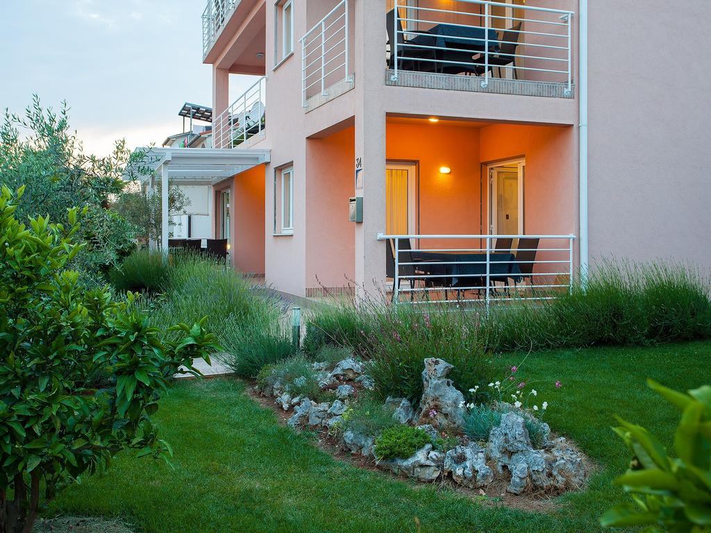 Apartments Villa Brioni I Fažana Екстериор снимка