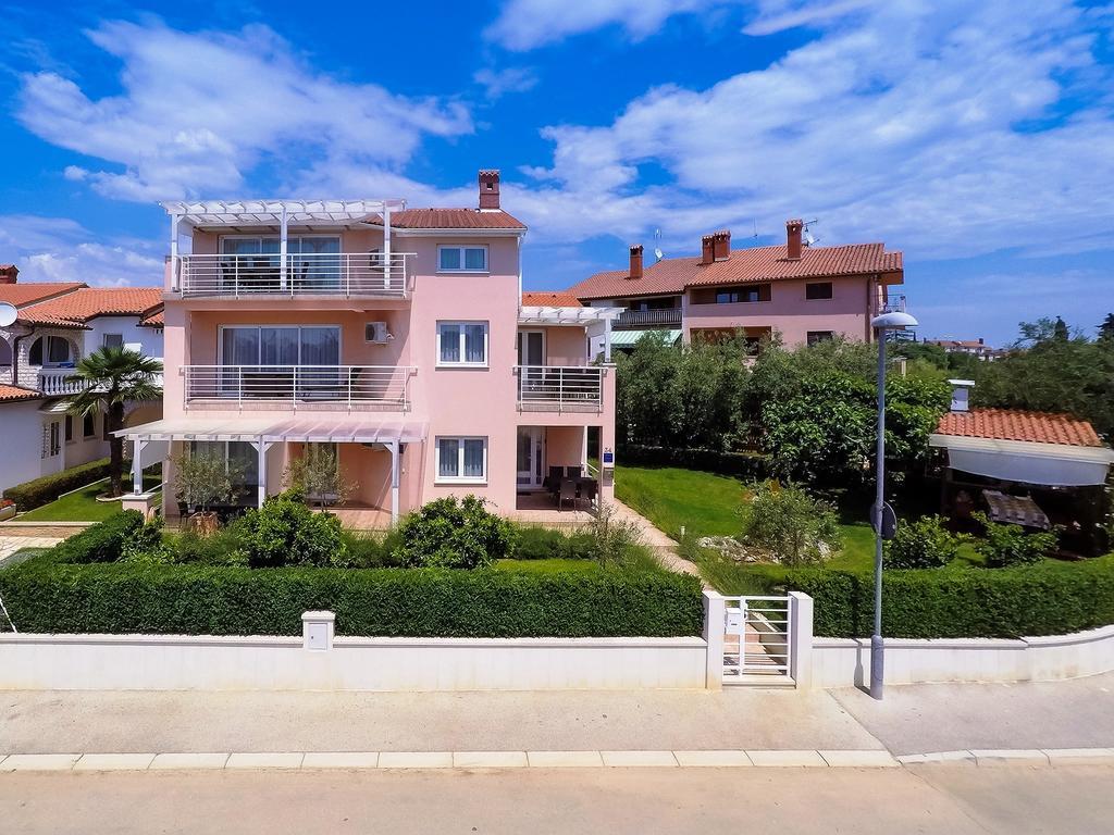 Apartments Villa Brioni I Fažana Екстериор снимка